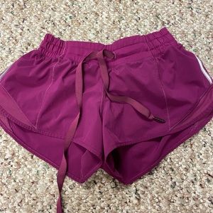 Lululemon Hotty hot shorts